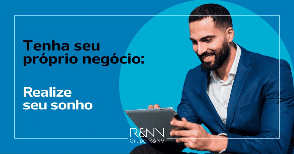 Homem realizando o sonho de ter o seu negócio